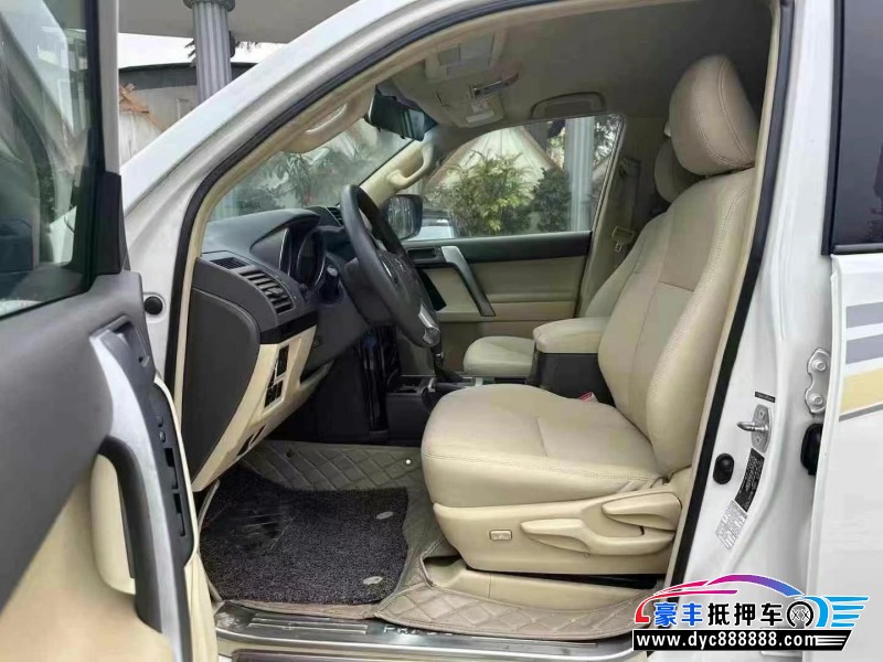 17年丰田普拉多（霸道）轿车抵押车出售