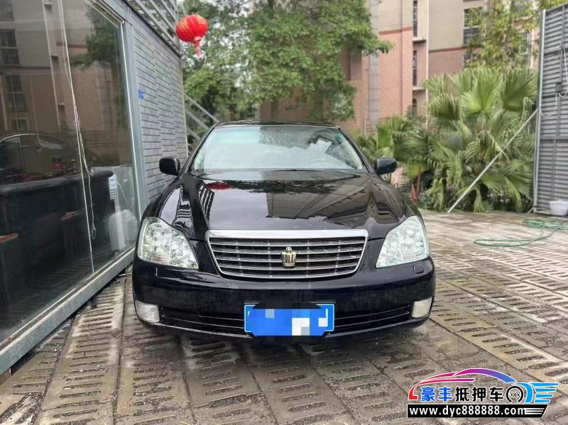 08年丰田皇冠轿车抵押车出售