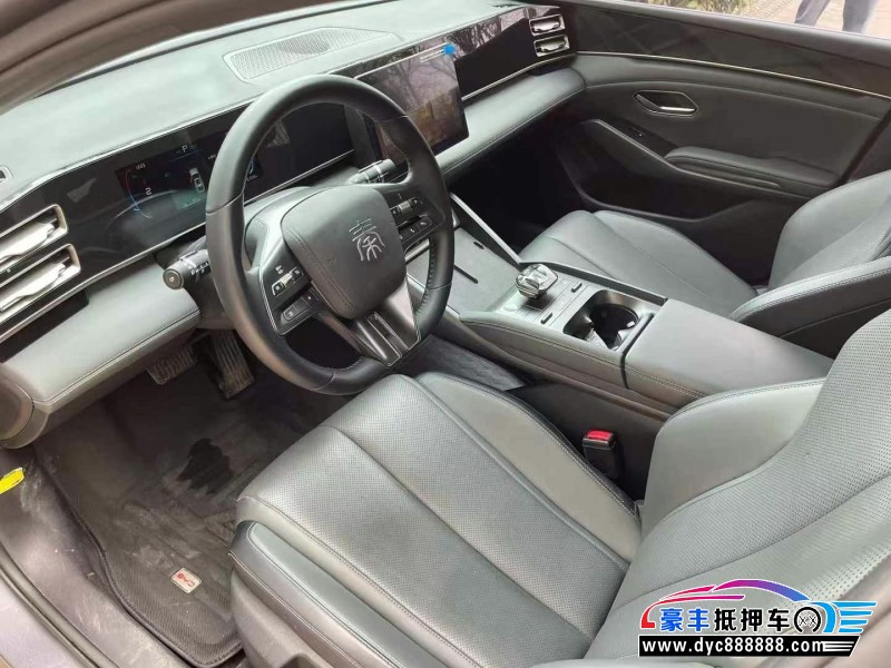 24年比亚迪秦轿车抵押车出售