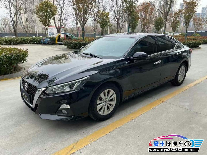 20年日产天籁轿车抵押车出售