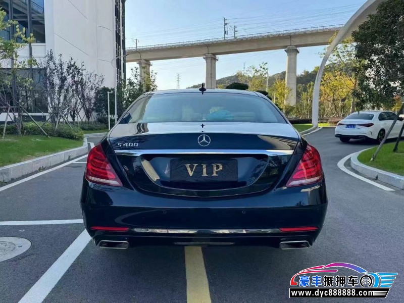 14年奔驰S轿车抵押车出售