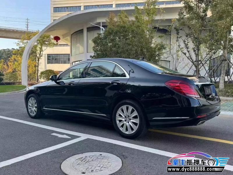 14年奔驰S轿车抵押车出售