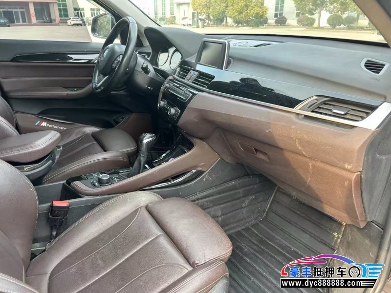 19年宝马X1轿车抵押车出售