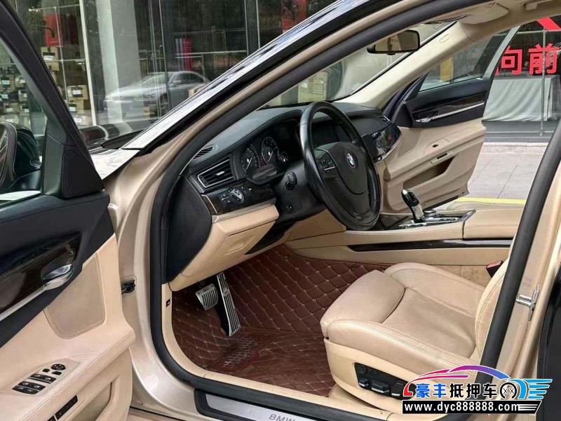 11年宝马7系轿车抵押车出售