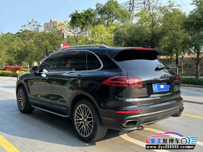 16年保时捷卡宴轿车抵押车出售