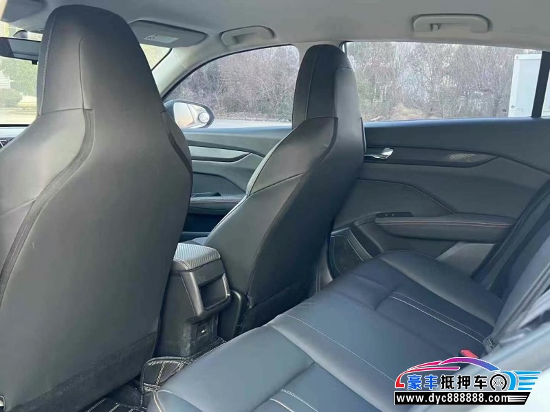 24年东风风神奕炫轿车抵押车出售