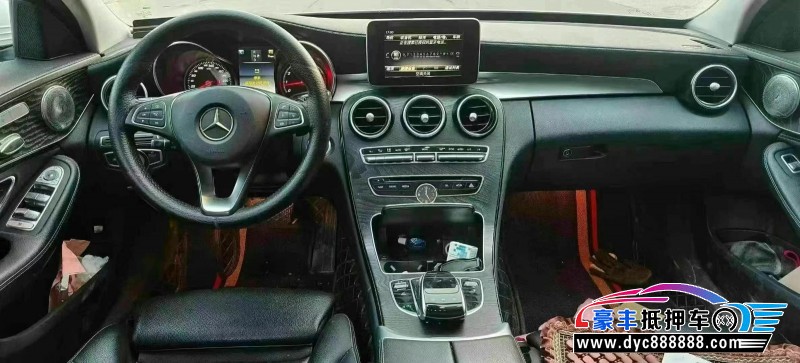 18年奔驰C轿车抵押车出售