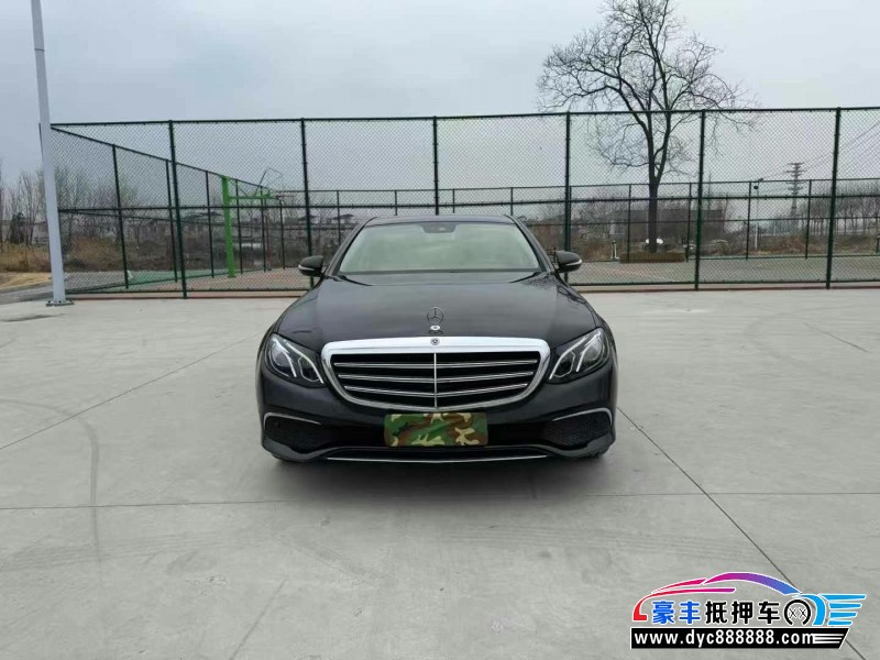 17年奔驰E轿车抵押车出售