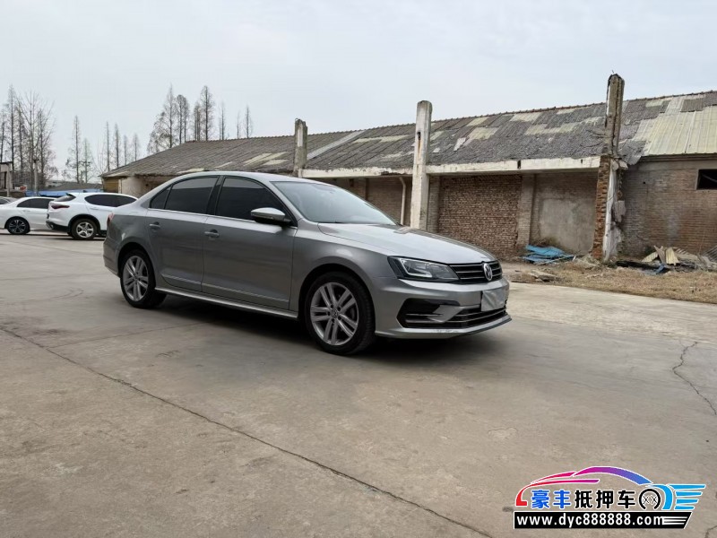 19年大众速腾轿车抵押车出售