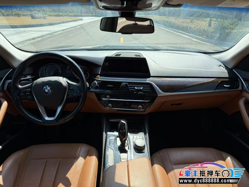 18年宝马5系轿车抵押车出售