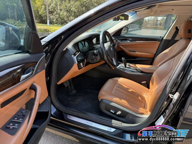 18年宝马5系轿车抵押车出售