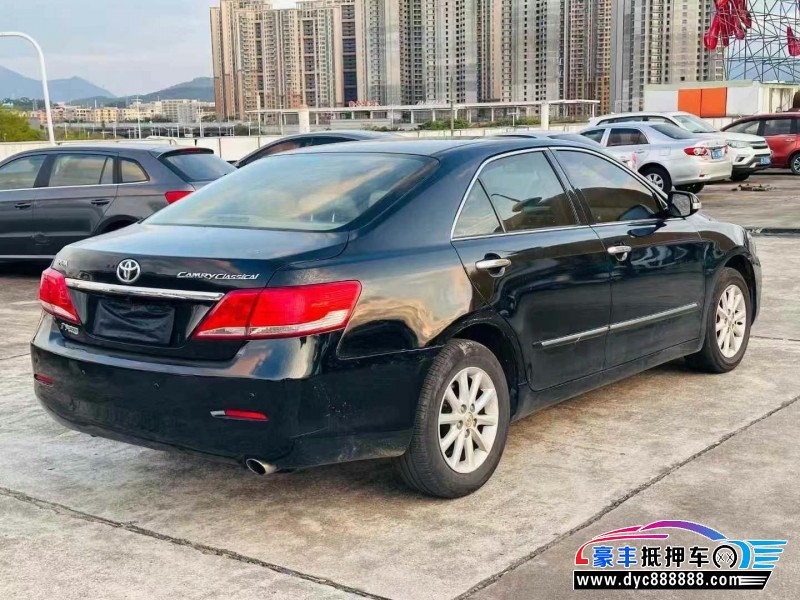 13年丰田凯美瑞轿车抵押车出售