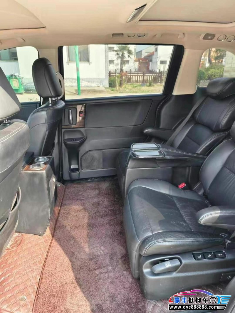 16年本田艾力绅轿车抵押车出售