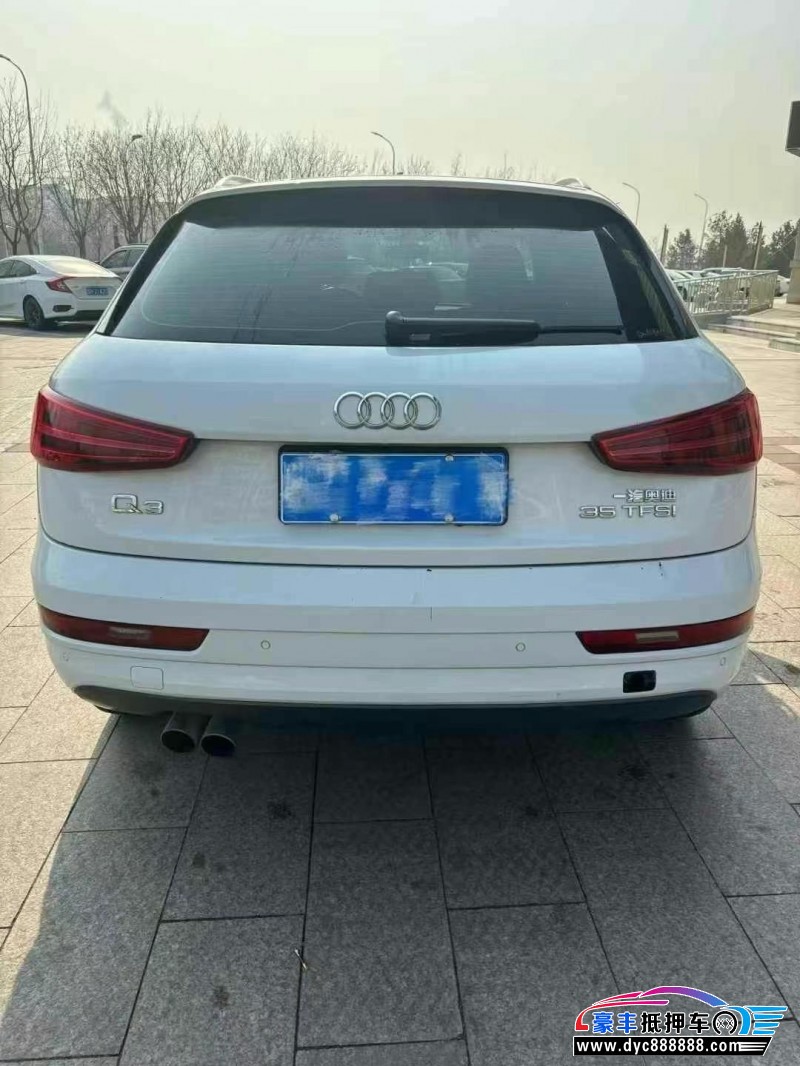17年奥迪Q3轿车抵押车出售
