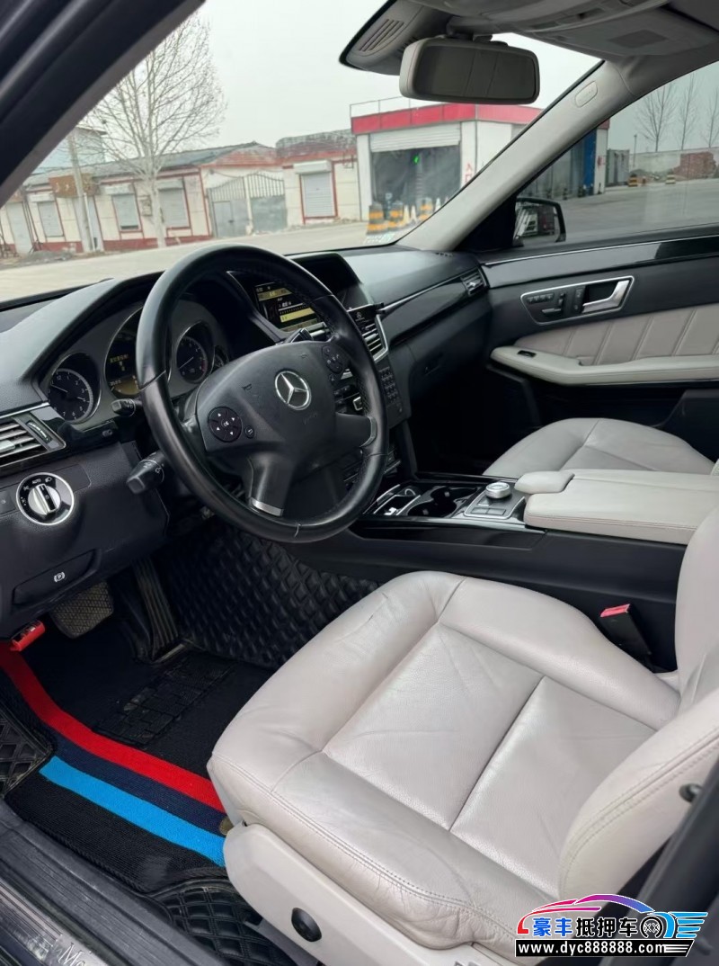 12年奔驰E轿车抵押车出售