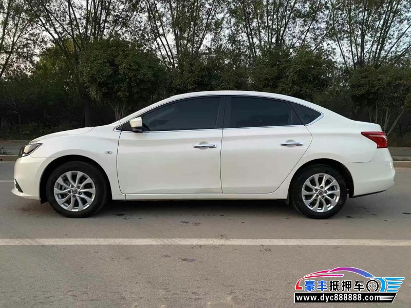 20年日产轩逸轿车抵押车出售