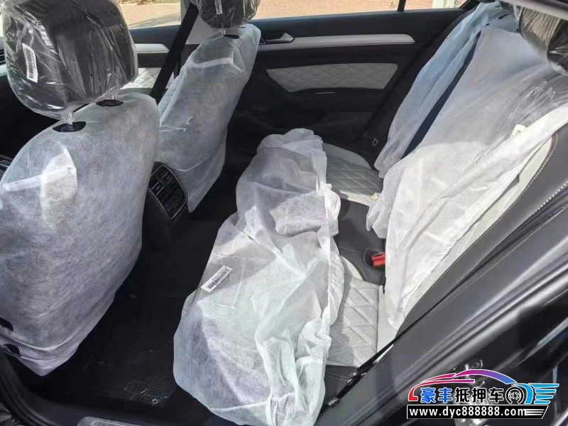 24年大众迈腾轿车抵押车出售