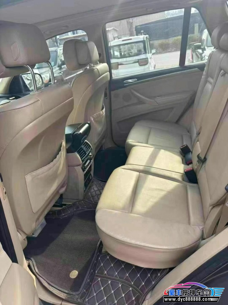 11年宝马X5轿车抵押车出售