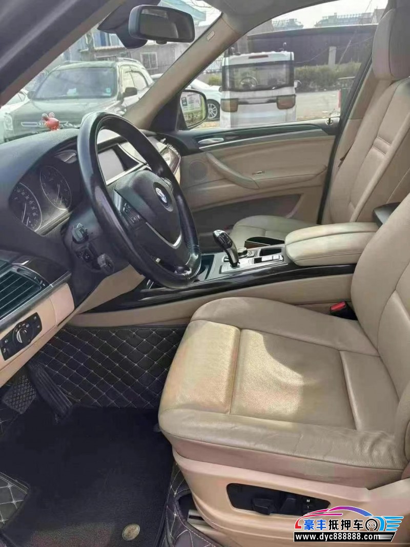 11年宝马X5轿车抵押车出售