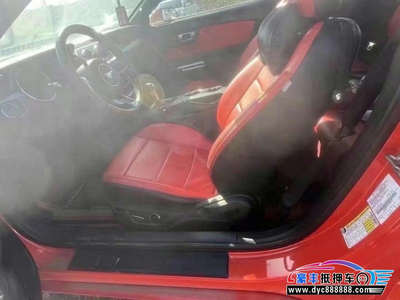 19年福特野马轿车抵押车出售