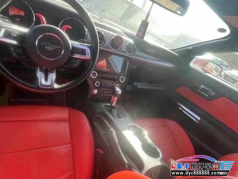 19年福特野马轿车抵押车出售