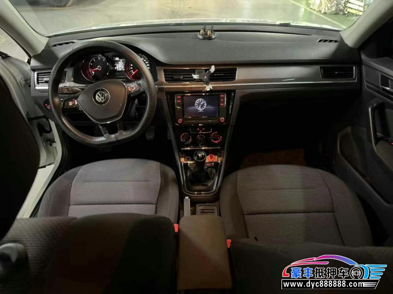 20年大众宝来轿车抵押车出售