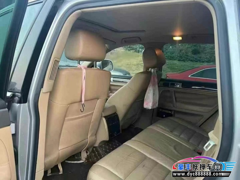 09年大众途锐SUV抵押车出售