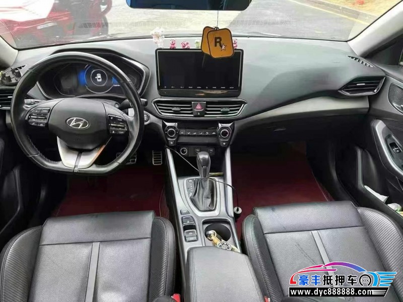 20年现代菲斯塔轿车抵押车出售