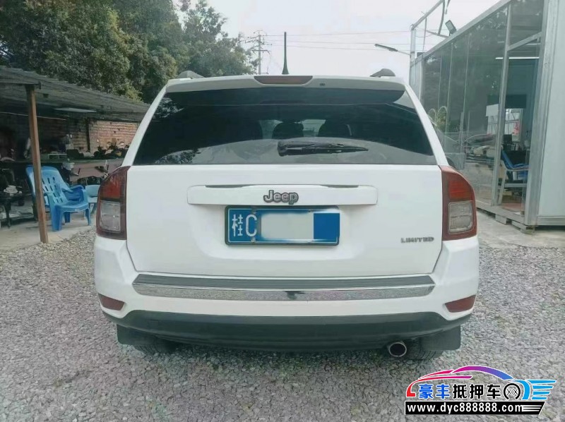 14年Jeep指南者轿车抵押车出售