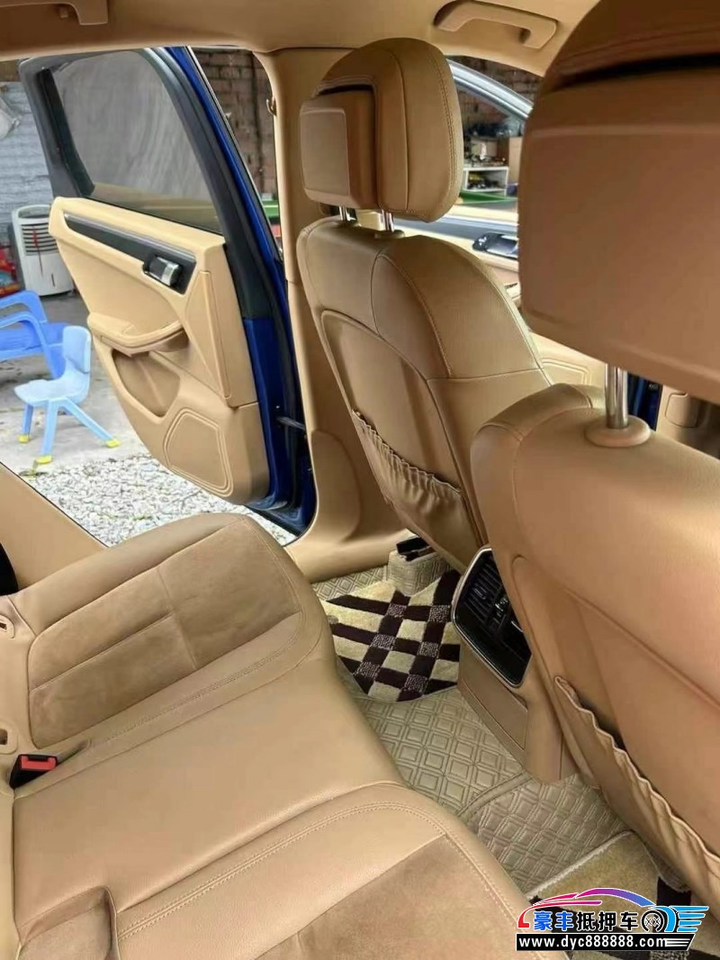 16年保时捷Macan迈凯轿车抵押车出售