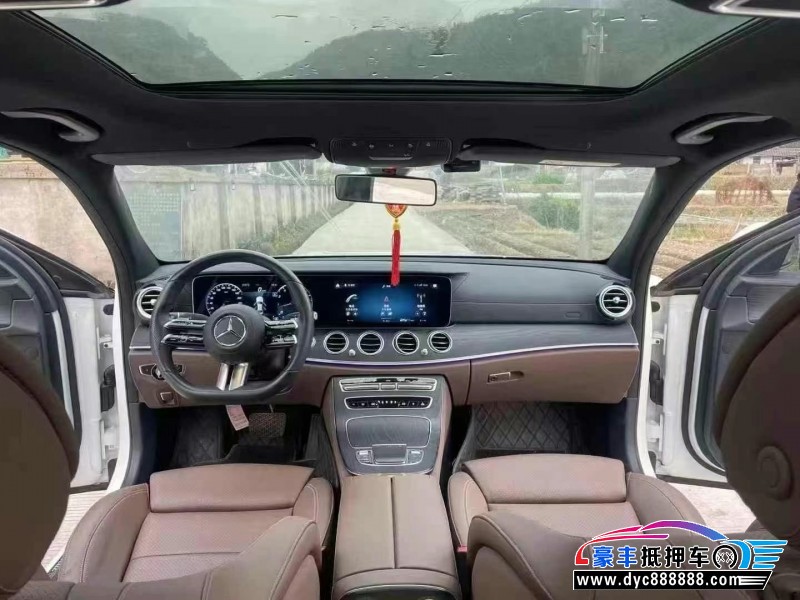 22年奔驰E轿车抵押车出售