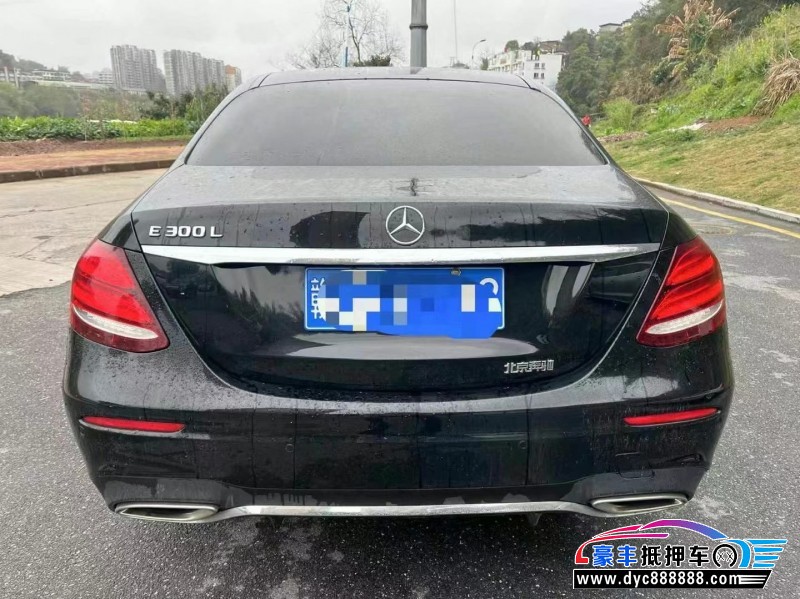 18年奔驰E轿车抵押车出售