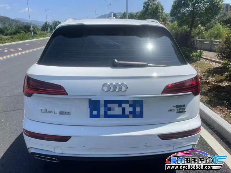 21年奥迪Q5轿车抵押车出售