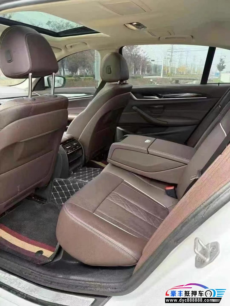 21年宝马5系轿车抵押车出售