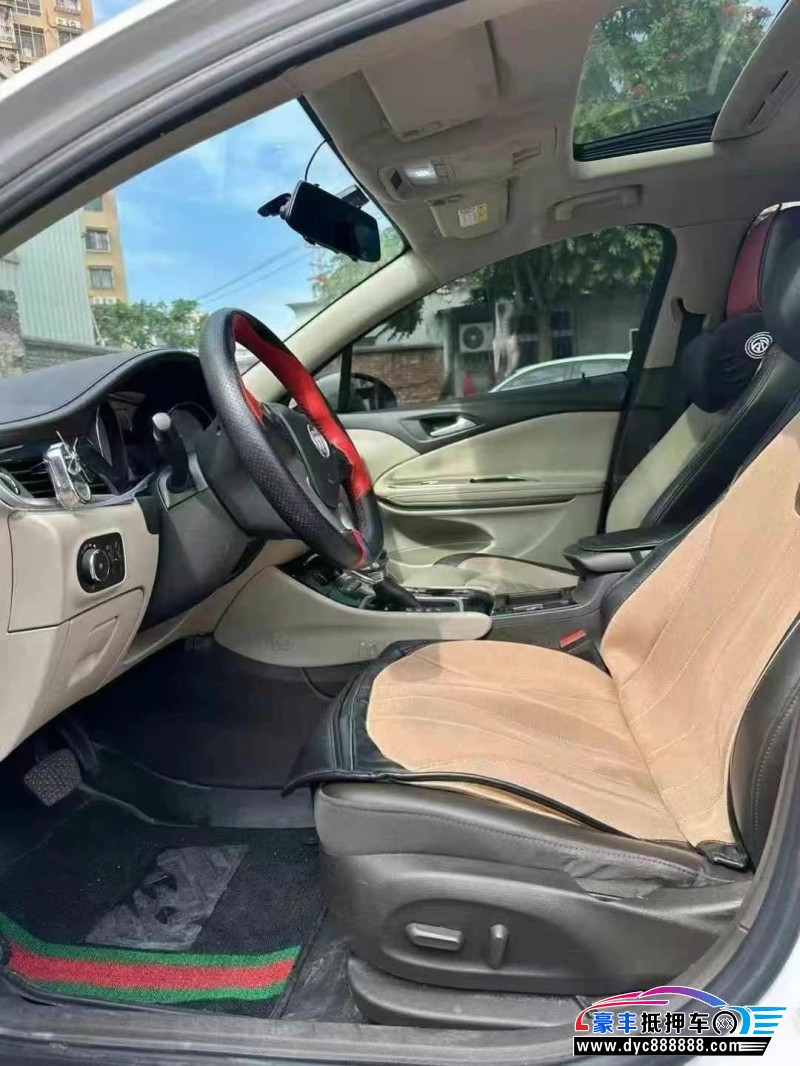 17年别克威朗轿车抵押车出售