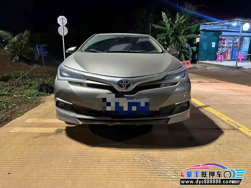 抵押车出售17年丰田卡罗拉轿车
