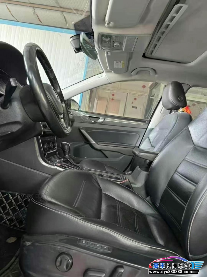 17年大众帕萨特轿车抵押车出售