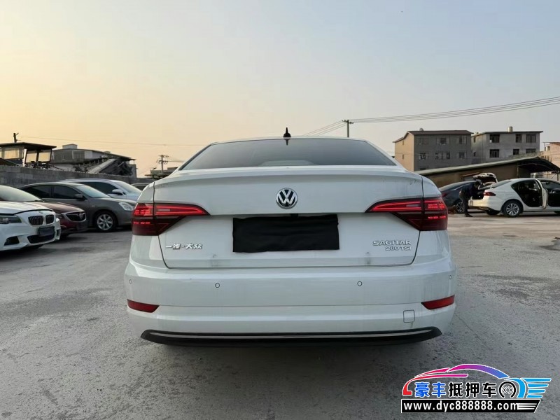 22年大众速腾轿车抵押车出售