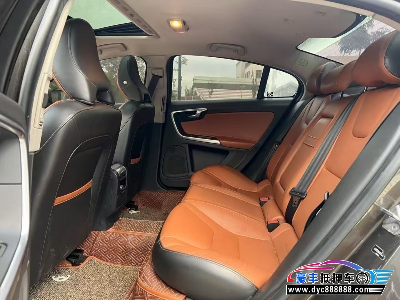 18年沃尔沃S60L轿车抵押车出售