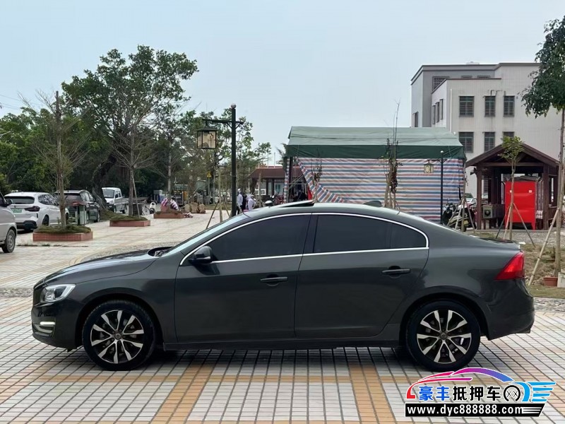 18年沃尔沃S60L轿车抵押车出售