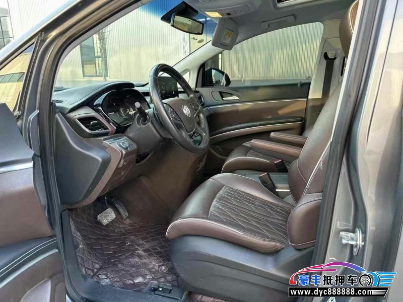 22年别克GL8轿车抵押车出售