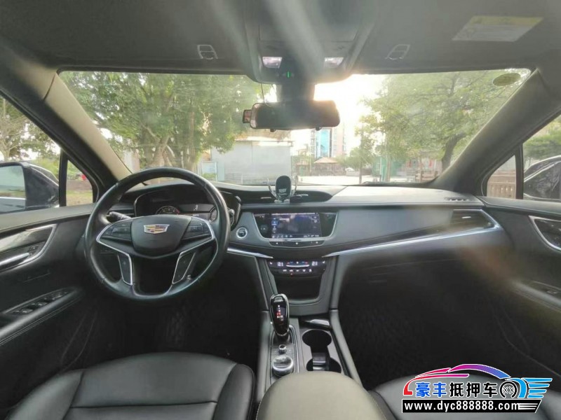 20年凯迪拉克XT5轿车抵押车出售