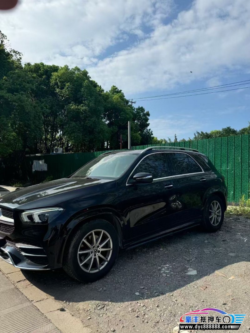 20年奔驰GLE轿车抵押车出售