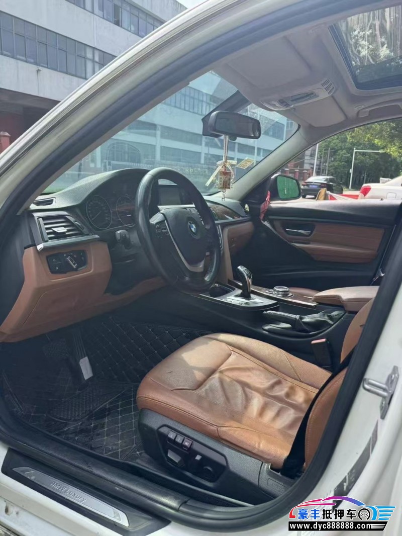 15年宝马3系轿车抵押车出售