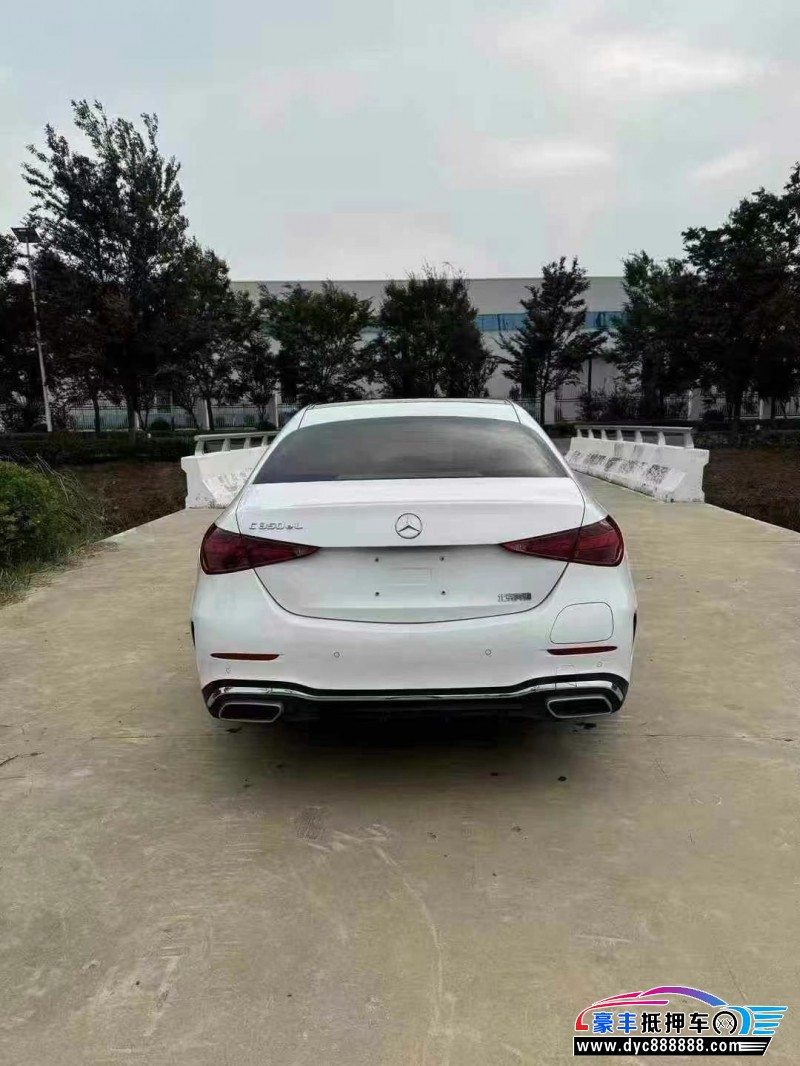 23年奔驰C轿车抵押车出售