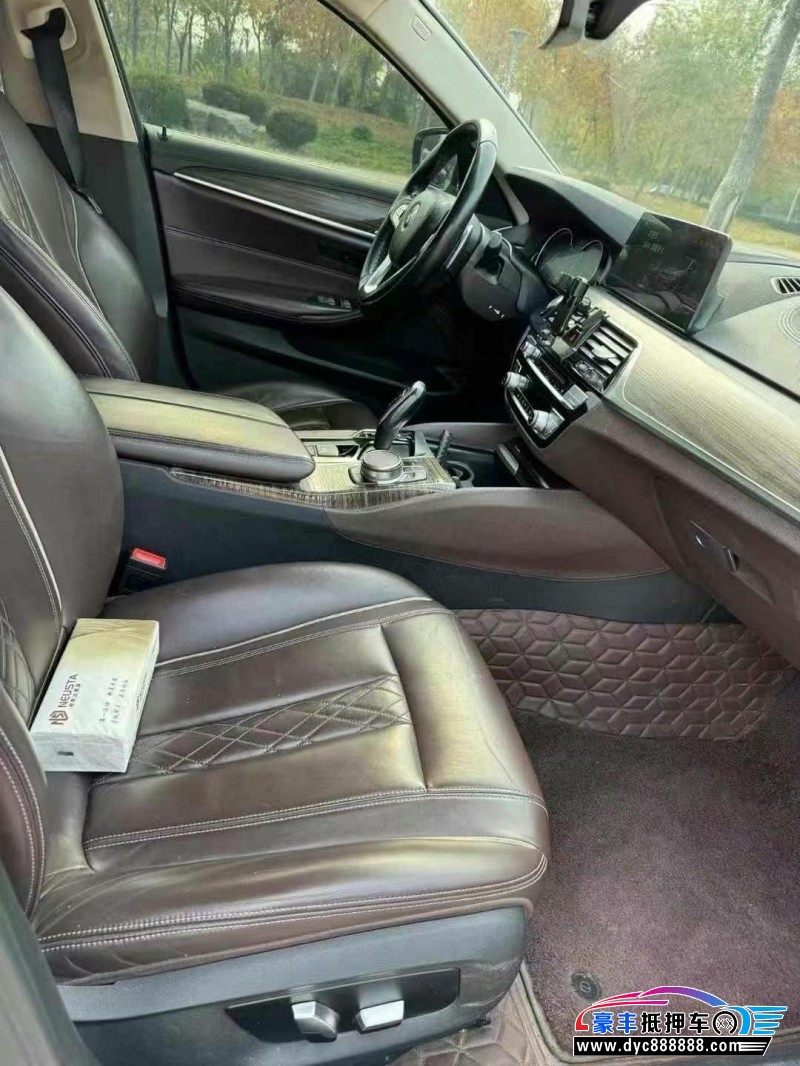 18年宝马5系轿车抵押车出售