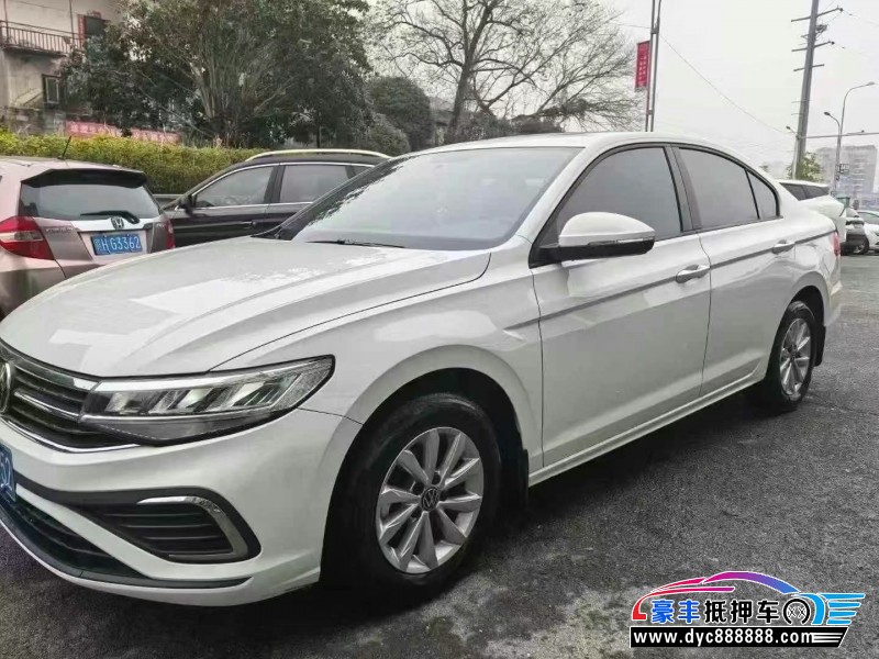 22年大众宝来轿车抵押车出售