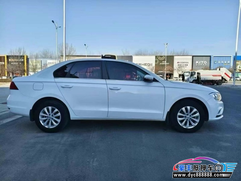 18年大众宝来轿车抵押车出售