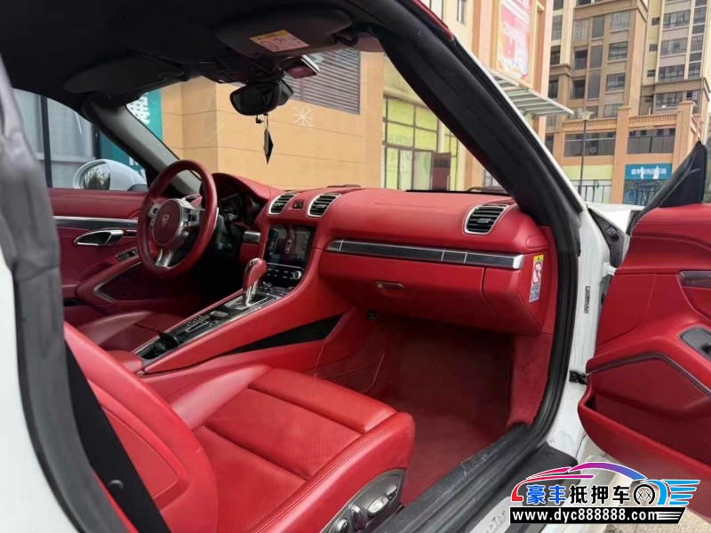 15年保时捷Boxster轿车抵押车出售