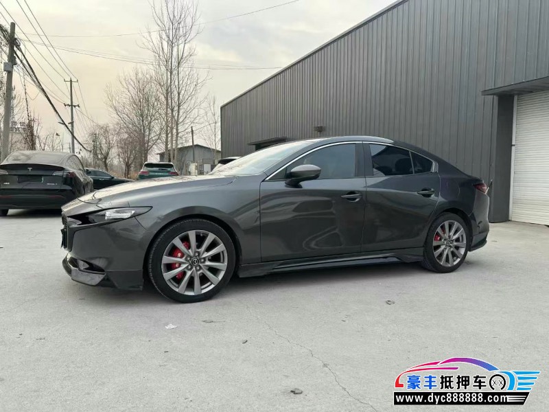 20年马自达昂克赛拉轿车抵押车出售